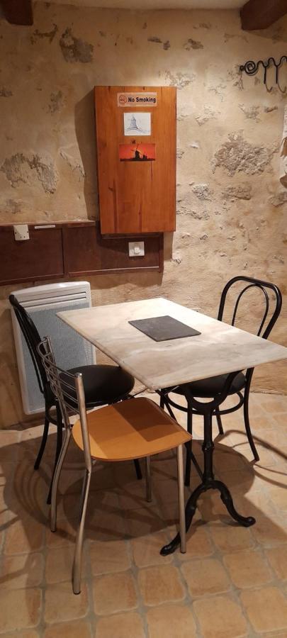 הוילה Saint-Cyr-des-Gats Moulin A Vent Le Champ Du Trail מראה חיצוני תמונה